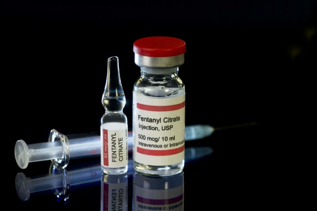 fentanyl drug and syringe