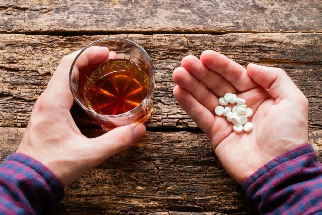 5-medications-to-help-alcoholics-stop-drinking-which-is-best